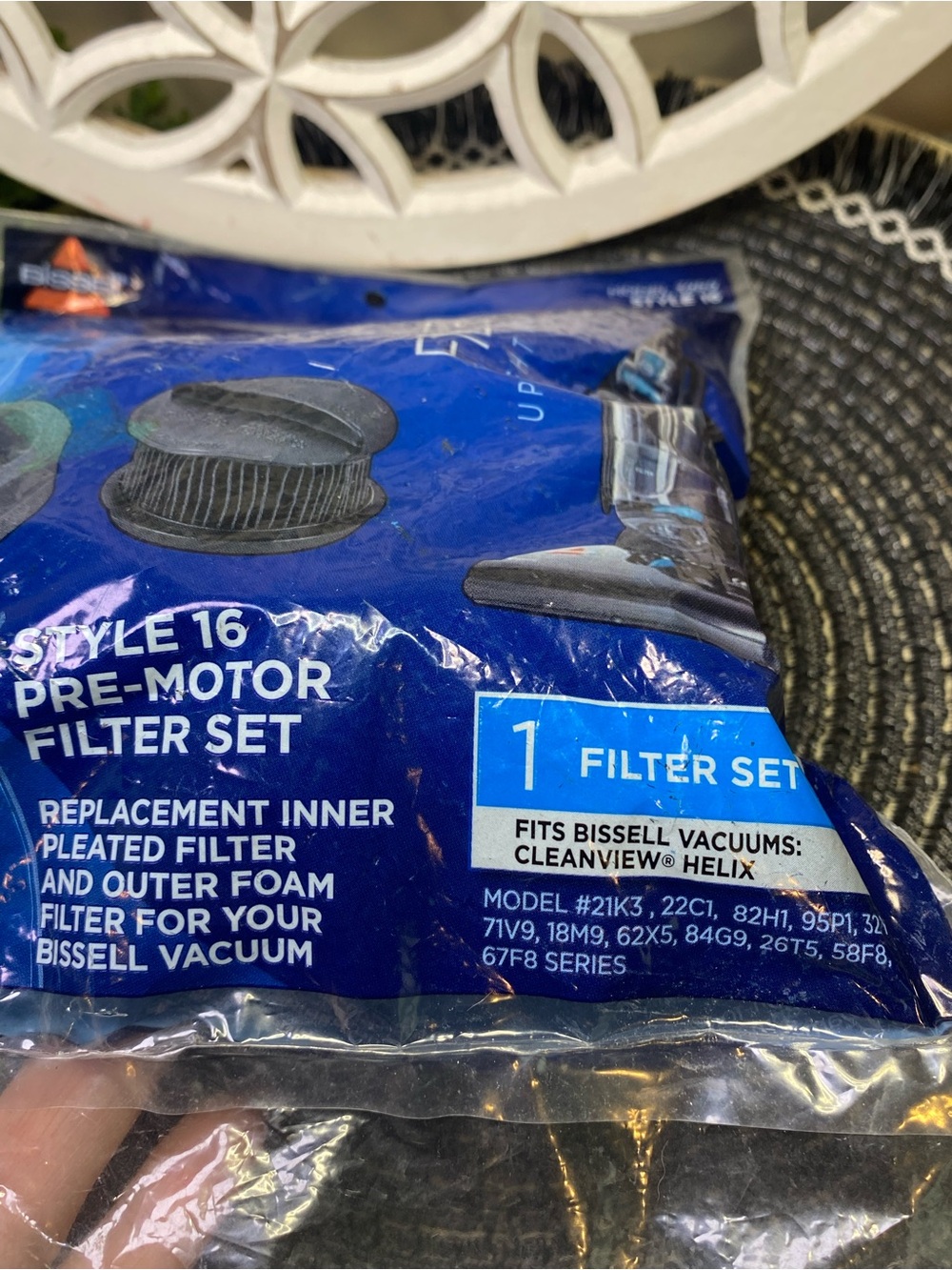Brand new Bissell Filter set fits 32R9, Style 16 Helix Upright Vacuum Pre Motor - Picture 3 of 4